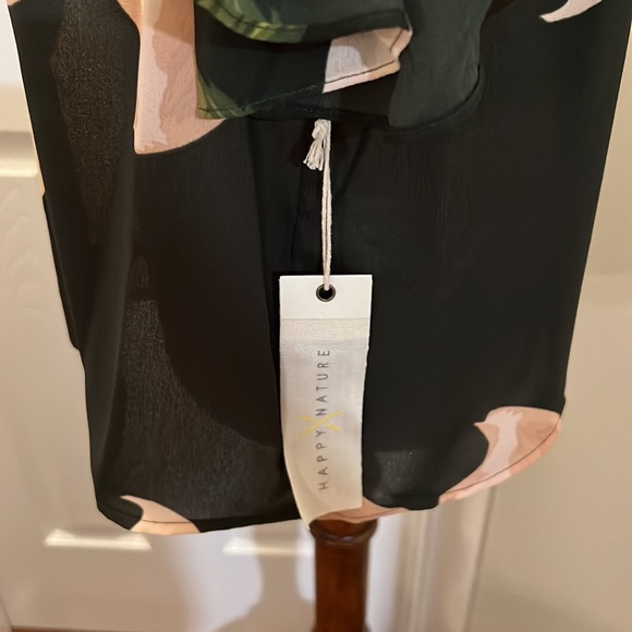 Happy X Nature Floral Flutter Sleeve Blouse - Picture 3 of 12